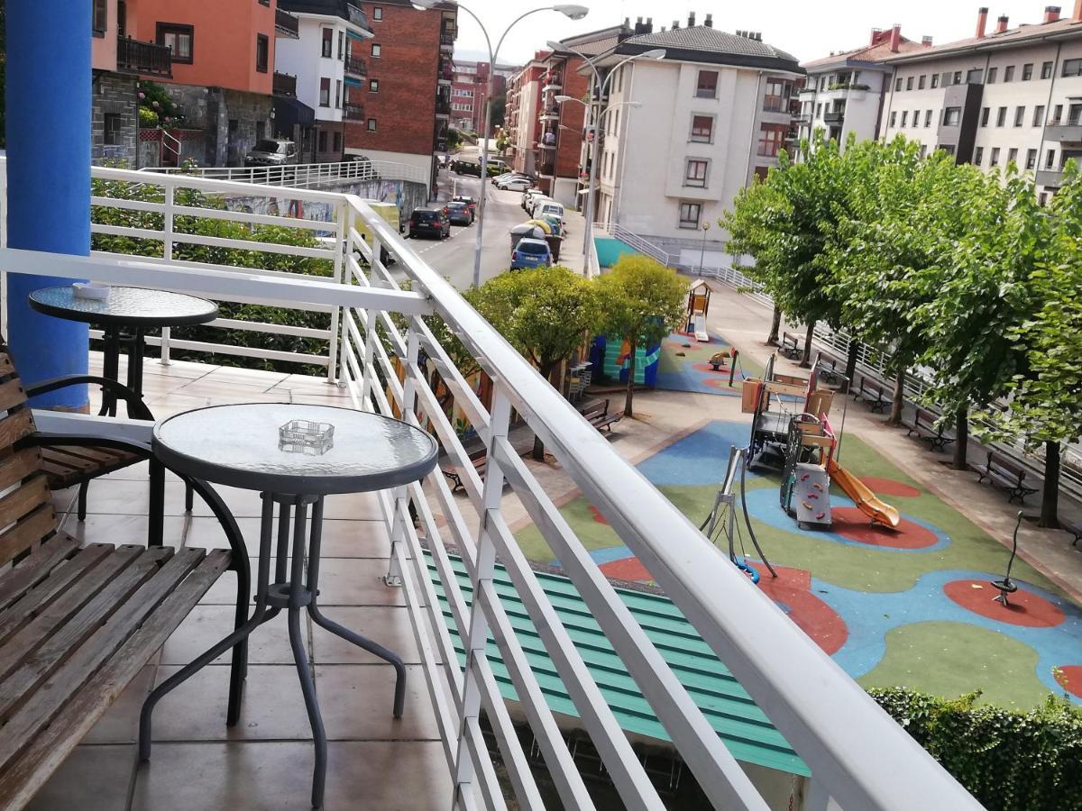 Txoko Maitea Pentsioa Hotel Urnieta Exterior photo
