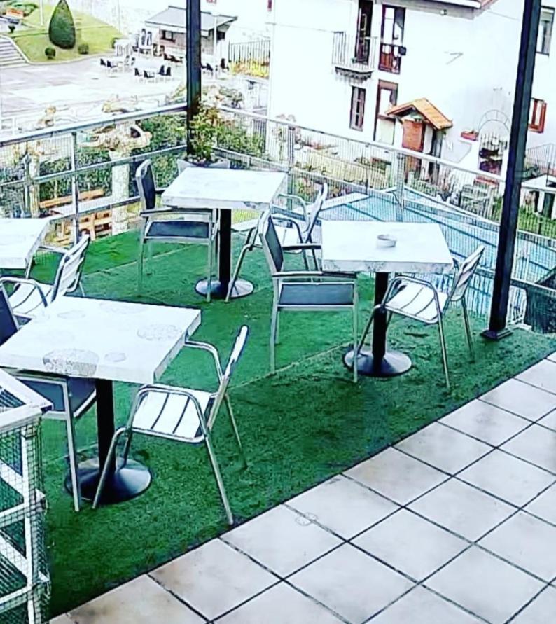 Txoko Maitea Pentsioa Hotel Urnieta Exterior photo